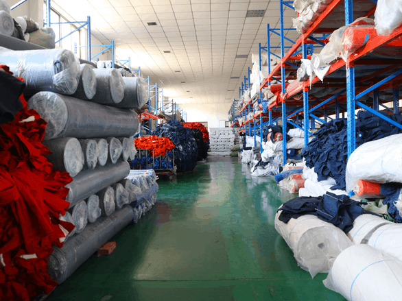 工厂劳保服定制 如何选择优质供应商及费用解析